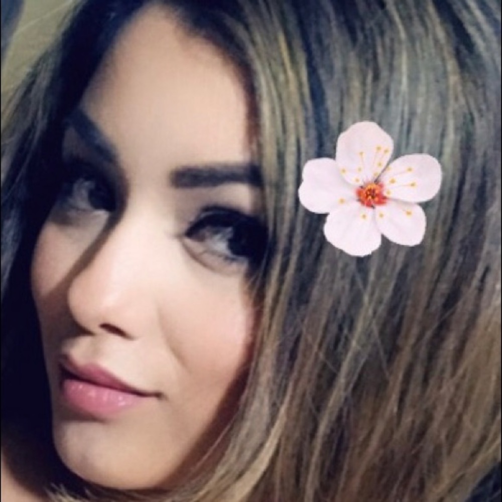 Meet your Posher, Yesenia